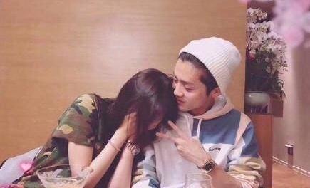 鹿晗关晓彤vs杨紫秦俊杰为何粉丝对两对cp的态度差这么大