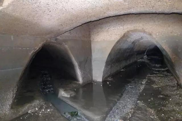 青岛栈桥旁德国占领时期修建的地下排水系统.东方ic图