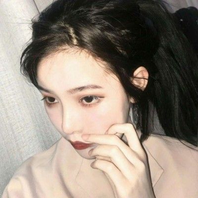 抖音网红女头像霸气潮流