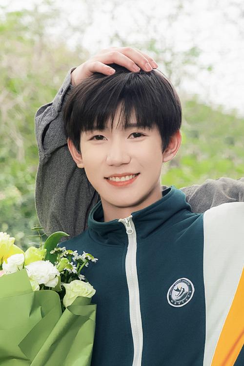 王源灿烂灿烂杀青