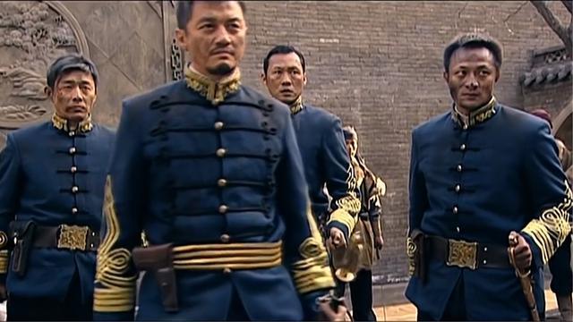 关中枪声将军推翻清朝下秒起义成功怎料将恶毒男喂狗