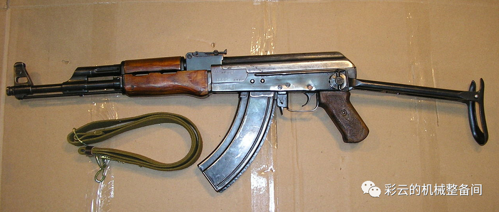 akm突击步枪,ak-47,逃离塔科夫,aks