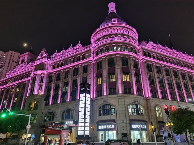 武汉光谷步行街夜景