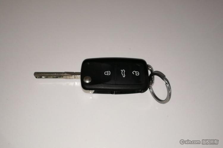 大众桑塔纳钥匙