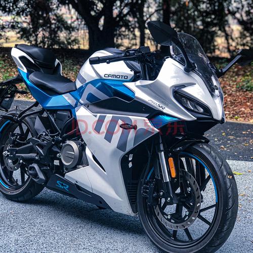 春风250sr新款摩托车跑车重型机车公路趴赛单缸水冷整车可上牌 白色