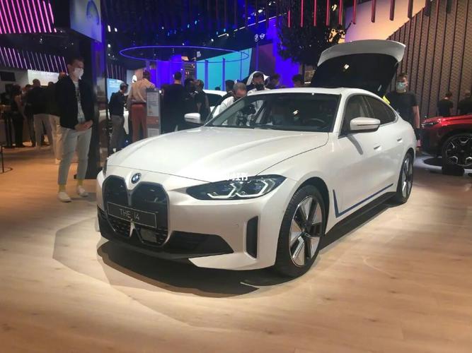 宝马4系明年买还会加价吗_宝马怎么样_运动_宝马4系_汽车_汽车介绍