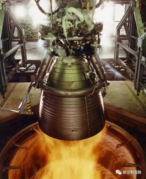 比如阿丽亚娜5号的主发动机火神2号.117倍大气压的燃烧室压力.
