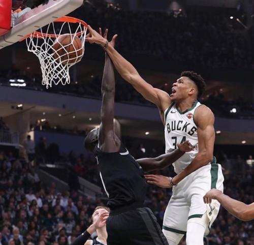 字母哥壁纸大全