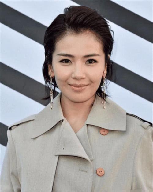 刘涛生图照流出,41岁的她去掉美颜滤镜,真实颜值一清二楚!