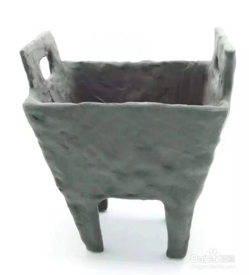 用超轻粘土制作仿青铜器
