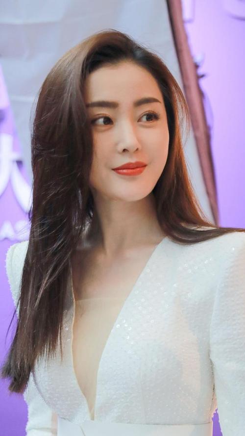 性感女神张天爱气质优雅迷人