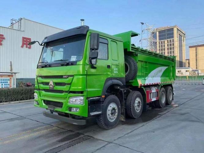 84法规版渣土车豪沃v7自卸车