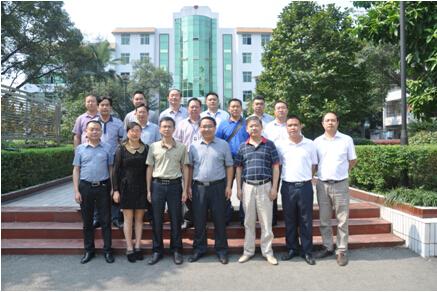 江津二中校庆手抄报 校庆手抄报