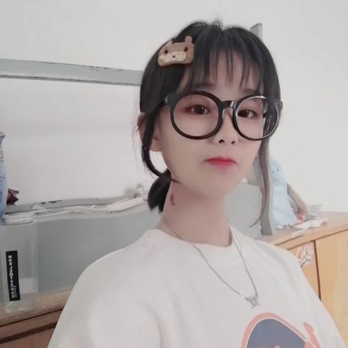 又好看又帅气的小姐姐照片哦!