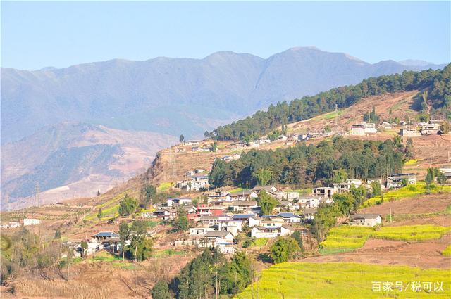 行走大凉山:从甘洛县新市坝到玉田镇,翻越九道拐,全是急弯