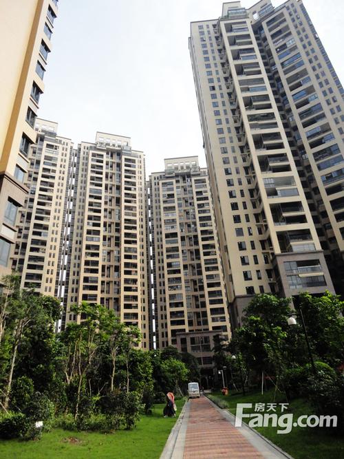 依云上城实景图20130517