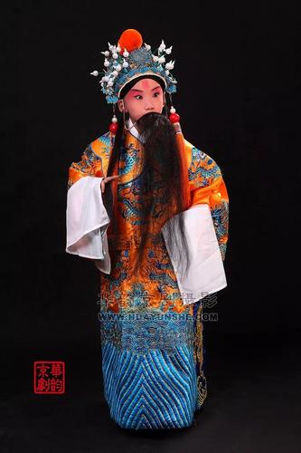 拍京剧写真, 让孩子近距离了解京剧, 体验戏曲人物, 也留下一份特别