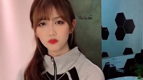 网红美女钟婷搞笑视频集锦,全程爆笑被整的最惨的美女
