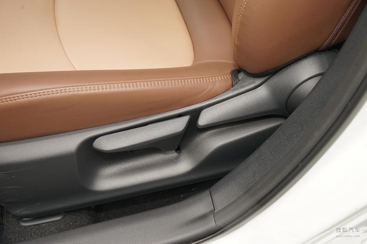 【 丰田卡罗拉高清图片】_内饰_搜狐汽车网