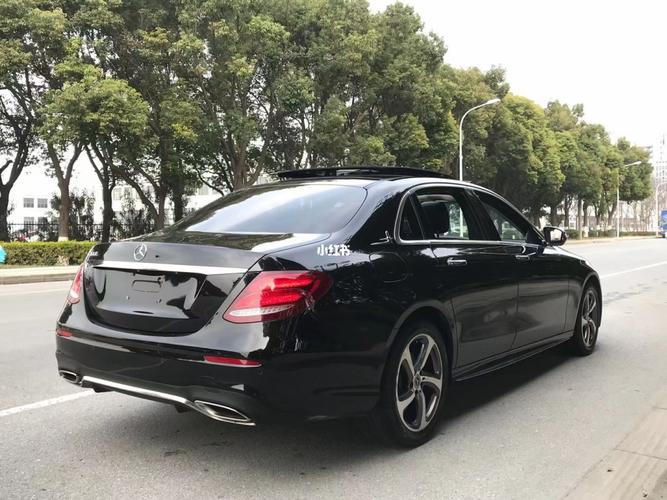 17年奔驰e300_梅赛德斯-奔驰怎么样_香薰_运动_汽车