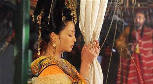 杨贵妃东渡日本 "惨死"马嵬驿的杨贵妃,是否真东渡去了日本,她又是