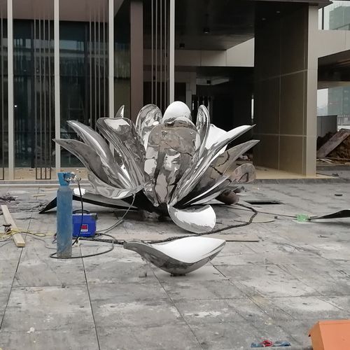 专业生产不锈钢莲花雕塑 景观莲花景观雕塑 加工定制