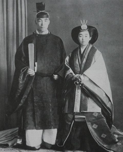 近亲结婚有多可怕看看日本裕仁天皇一家的下场就知道了