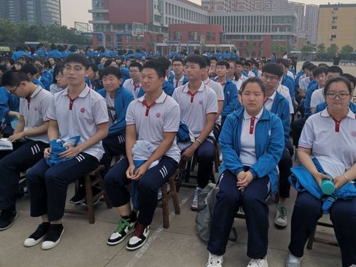 青春炫舞,梦想飞扬——北大培文济宁市实验中学第十届体育节之校园
