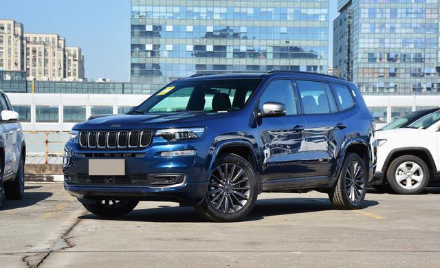 手握30万的预算,丰田汉兰达和jeep大指挥官,谁更胜一筹?