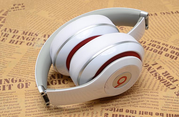 0降噪重低音头戴式魔声耳机 商品描述 beats studio 录音师时尚潮人