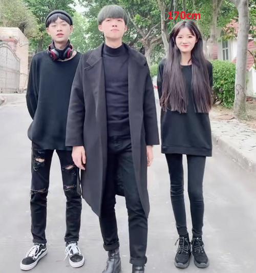 套路璐身高170cm,体重成谜,当得知体重数量后网友炸锅