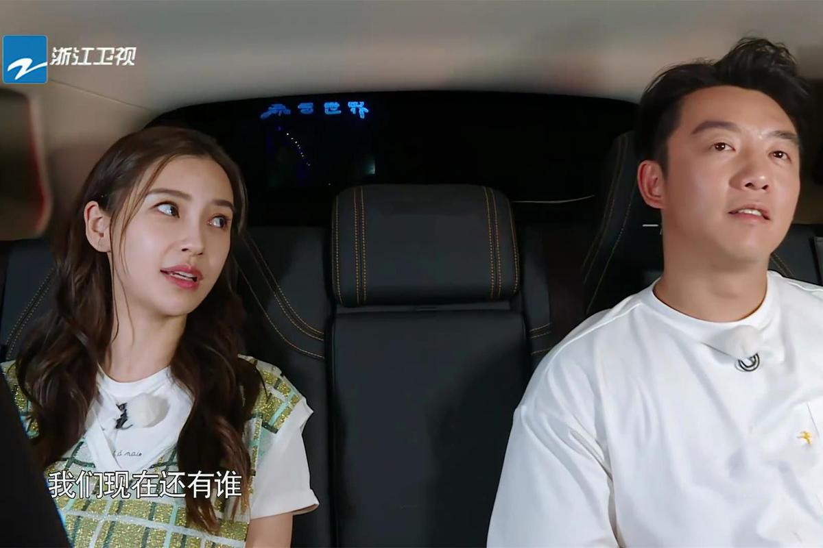 郑恺baby什么关系?郑恺趴胸前听心跳时,baby下意识动作暴露了