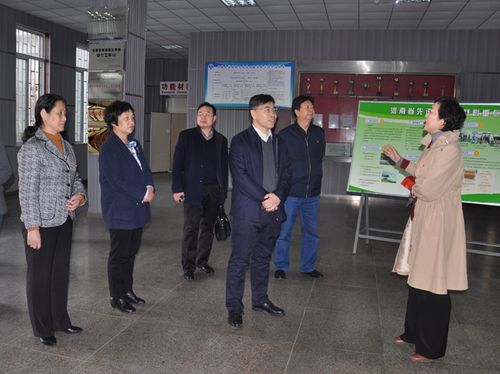 开封市委常委组织部长刘汉征到我校调研党建工作