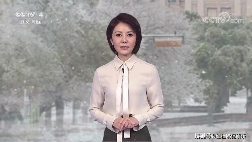 原创央视身材最娇小的女主持人周瑛锋电视宽屏时代反而对她的发展有利