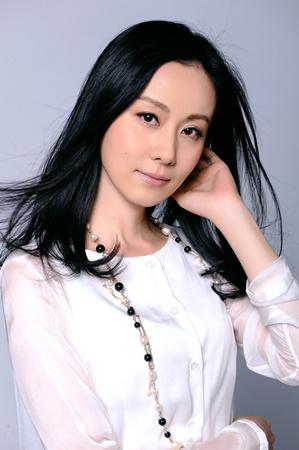 《大明按察使》席与立戏份杀青 剧中再现古典美