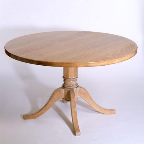 「round dinning table」的图片搜寻结果