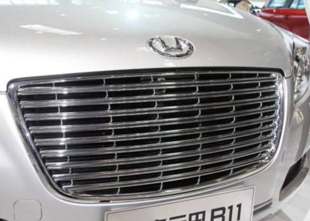 中国国内最丑的几大车标:1,华泰汽车车标,车标以u为造型,很像是牛角