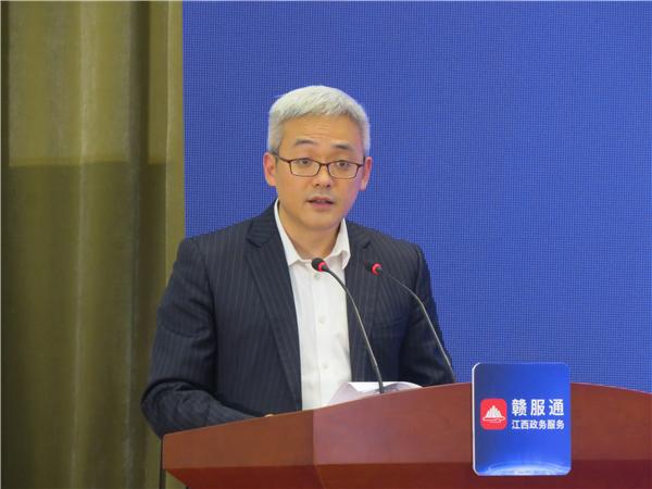 图为蚂蚁金服副总裁杨鹏致辞情景.