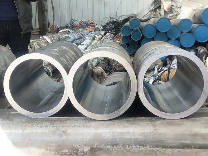 180,219绗磨研磨油缸缸管