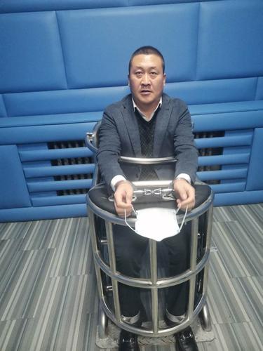 关于检举揭发犯罪嫌疑人许友等人违法犯罪行为的通告