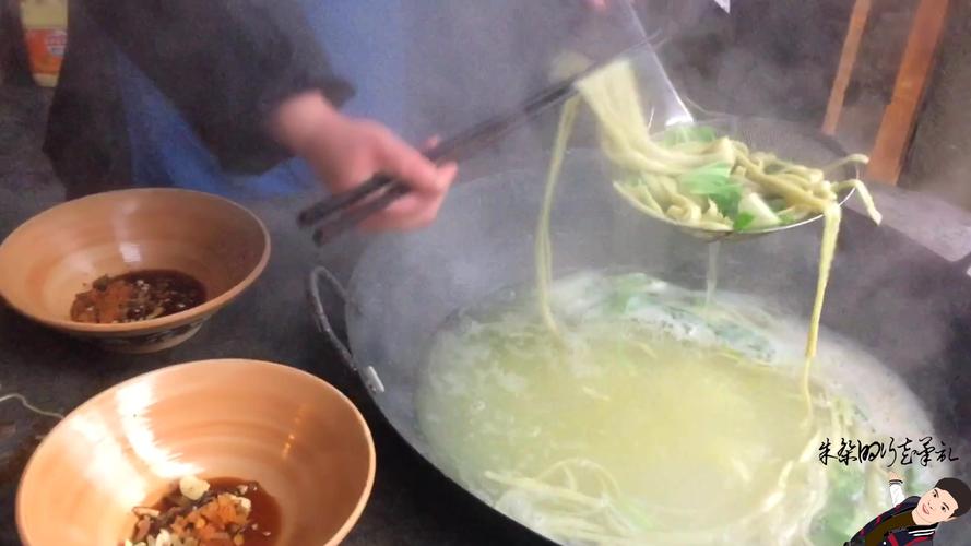 在重庆酉阳美好的一天,从早餐一碗绿豆粉开始