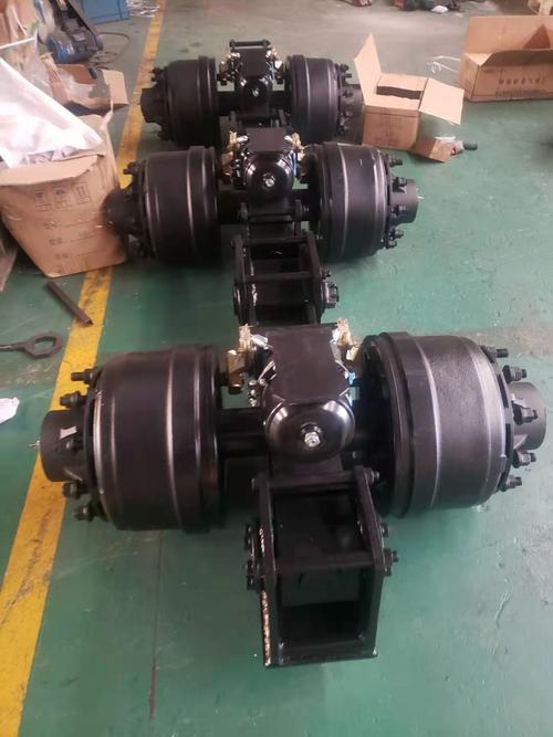 挂车轻型车桥特种车桥哪家牛山东济宁找富华车桥各种车桥线桥