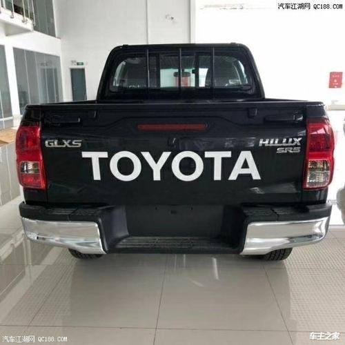 2020款丰田海拉克斯4.0皮卡报价及图片