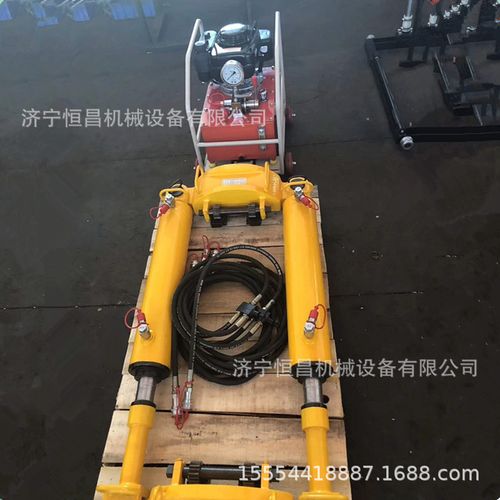钢轨应力放散作业拉伸机 43-75kg推轨拉轨双向液压钢轨拉伸器