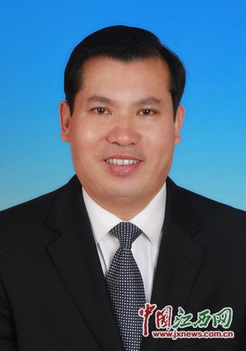 刘洪简历:   男