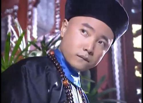 电视剧《李卫当官》的创作背景是什么?