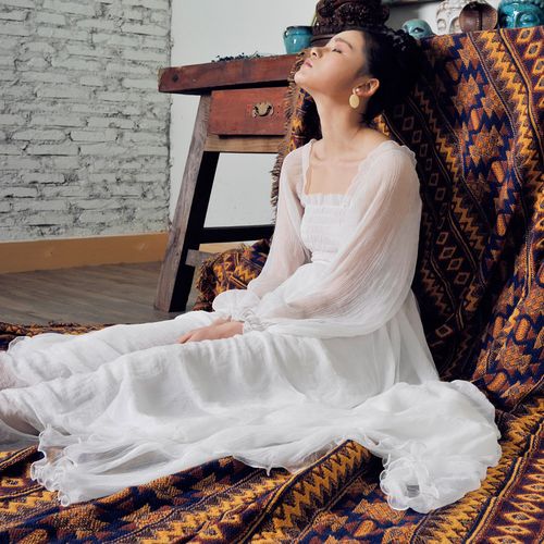 三月十里桃花,觅景拍照怎能少仙女裙?