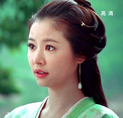 倾世皇妃》马馥雅小清新