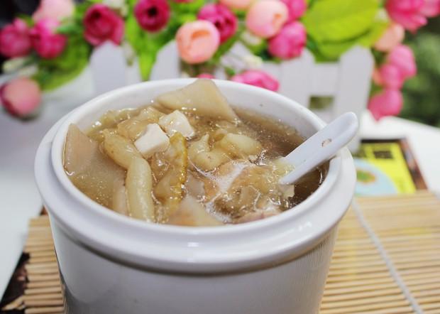 麦冬茯苓炖瘦肉