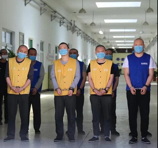 长治中院一审公开宣判程志兵等31人涉黑案!